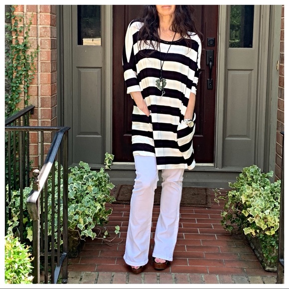 ✨LAST ONE✨Loose side pockets color block tunic top - Picture 7 of 8